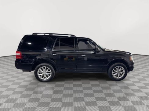 Used 2017 Ford Expedition Limited w/ Equipment Group 301A AWD/4WD image 6