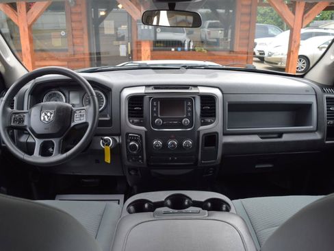 Used 2018 RAM 1500 Tradesman w/ Popular Equipment Group AWD/4WD image 9