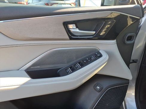 Certified 2025 Acura MDX SH-AWD w/ Advance Package image 25