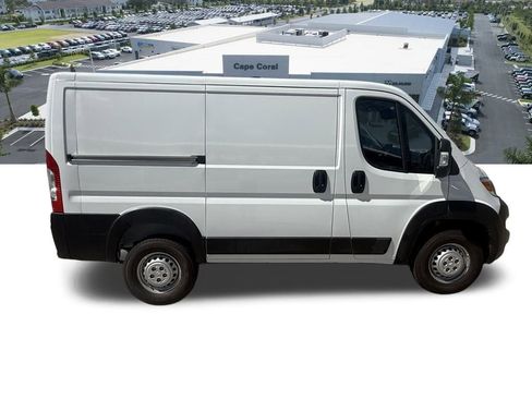 New 2026 RAM ProMaster 1500 w/ Premium Convenience Group image 3