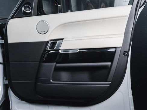 Used 2016 Land Rover Range Rover Long Wheelbase Supercharged image 47