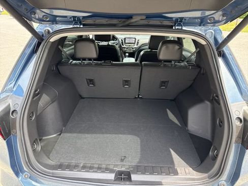 Used 2024 Chevrolet Equinox Premier AWD/4WD image 22