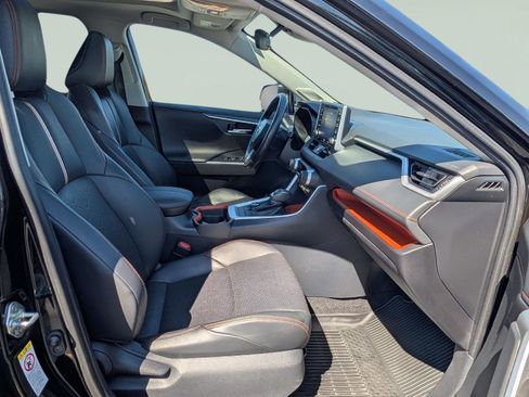 Used 2019 Toyota RAV4 Adventure w/ Cold Weather Package image 20