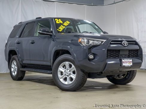 Used 2024 Toyota 4Runner SR5 Premium image 2