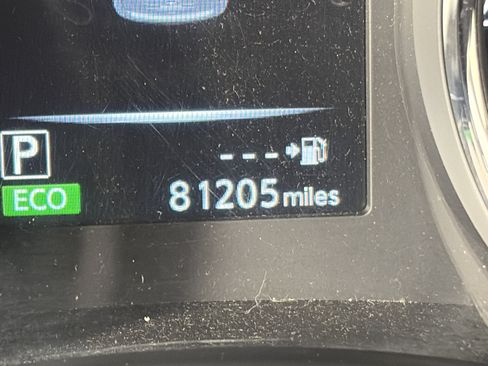 Used 2017 Nissan Rogue SV w/ SV Premium Package image 5