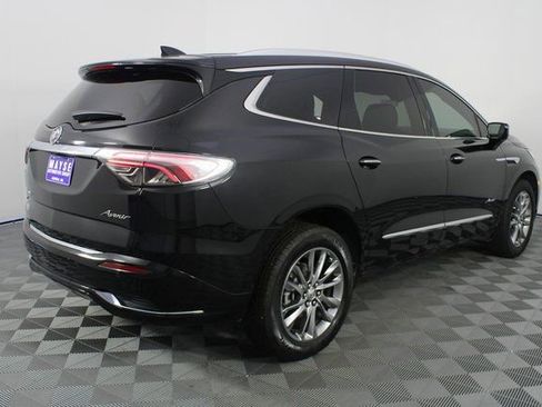 Used 2023 Buick Enclave Avenir w/ Avenir Technology Package image 28