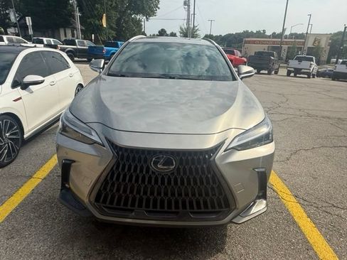Used 2022 Lexus NX 350h AWD image 4