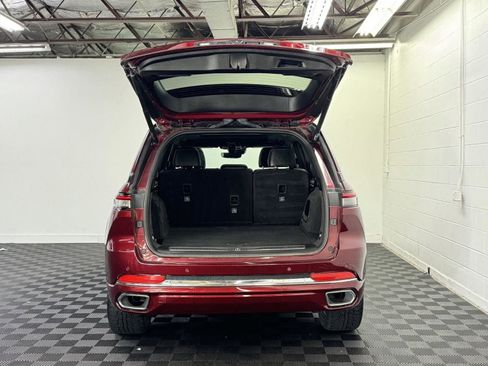 Used 2023 Jeep Grand Cherokee Overland AWD/4WD image 32