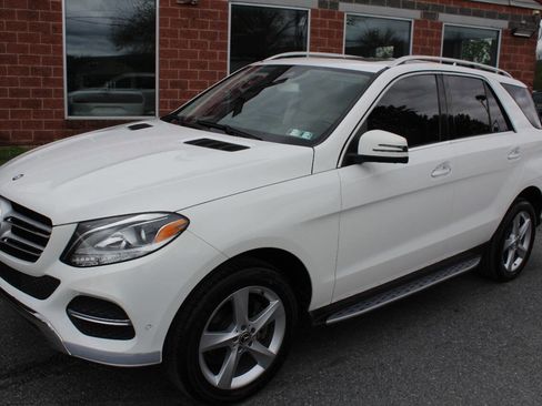 Used 2017 Mercedes-Benz GLE 350 4MATIC image 2