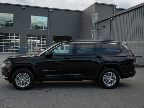 New 2025 Jeep Grand Cherokee L Laredo image 5