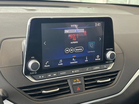 Certified 2025 Nissan Altima 2.5 S FWD image 16
