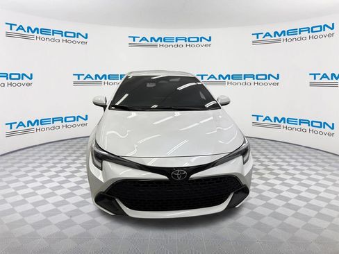 Used 2025 Toyota Corolla SE w/ SE Package FWD image 8