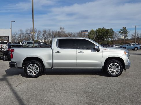 Used 2022 Chevrolet Silverado 1500 LTZ image 6