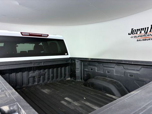 Used 2025 Chevrolet Silverado 2500 LT AWD/4WD image 36