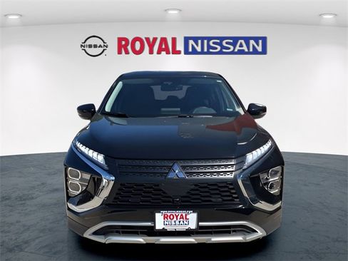 Used 2025 Mitsubishi Eclipse Cross SE image 2