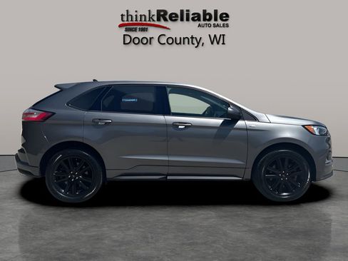 Used 2023 Ford Edge ST-Line w/ Cold Weather Package AWD/4WD image 6