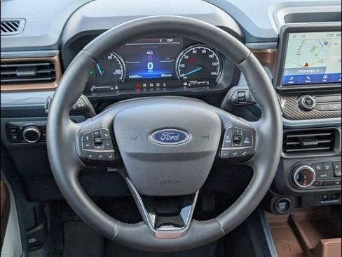 Used 2024 Ford Maverick Lariat FWD image 11