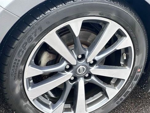 Used 2016 Nissan Altima 2.5 SR FWD image 12