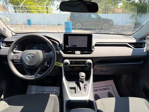Used 2025 Toyota RAV4 LE FWD image 14