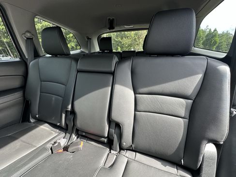 Used 2022 Honda Pilot EX-L image 10