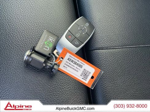 Used 2025 Mercedes-Benz GLB 250 4MATIC image 20