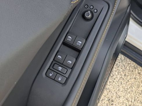 New 2026 Jeep Cherokee Limited AWD/4WD image 13
