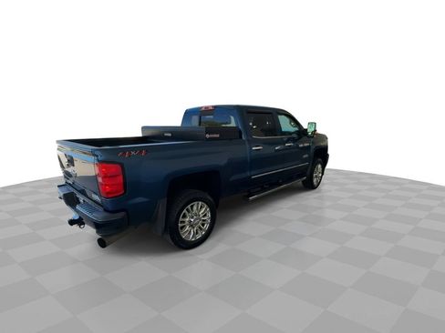 Used 2018 Chevrolet Silverado 2500 High Country w/ Duramax Plus Package AWD/4WD image 8