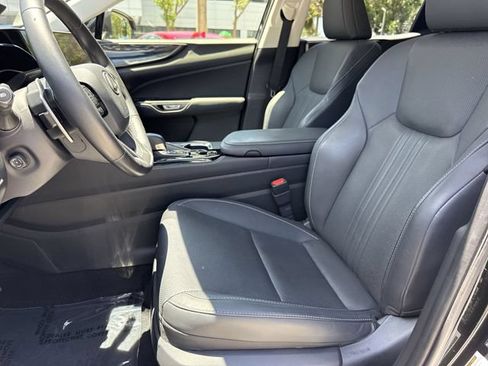 Used 2024 Lexus NX 250 FWD image 11