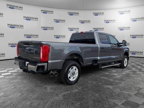 Used 2025 Ford F250 XLT AWD/4WD image 5