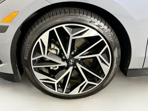 Used 2023 Hyundai Ioniq 6 SEL RWD image 11