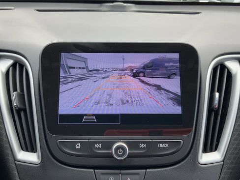 Used 2024 Chevrolet Malibu LT image 31