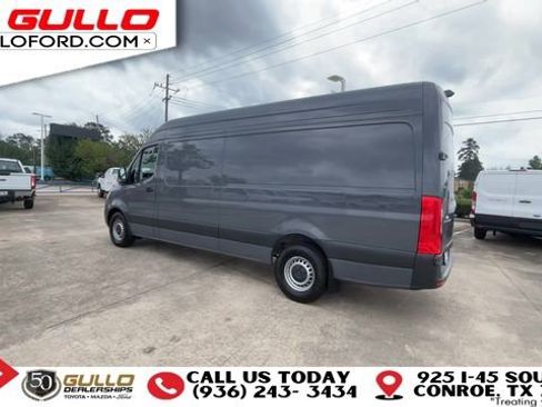 Used 2024 Mercedes-Benz Sprinter 2500 image 6
