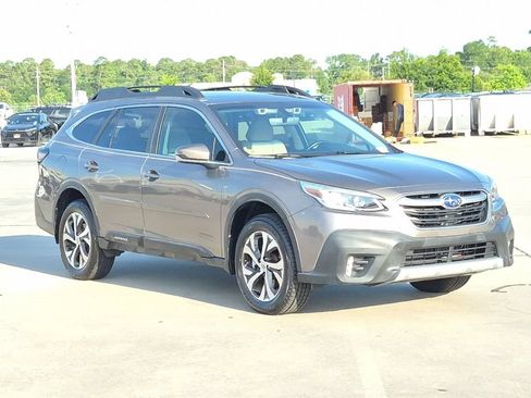 Used 2021 Subaru Outback Limited XT w/ Popular Package #2 AWD/4WD image 8