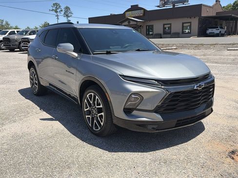 Used 2023 Chevrolet Blazer RS w/ Driver Confidence II Package AWD/4WD image 12