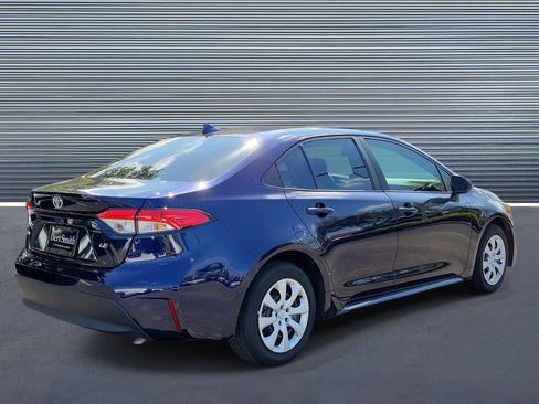 Used 2024 Toyota Corolla LE FWD image 3