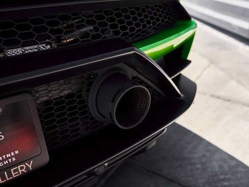Used 2024 Lamborghini Huracan Sterrato AWD/4WD image 15