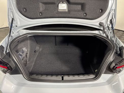 Used 2024 BMW M2 image 21