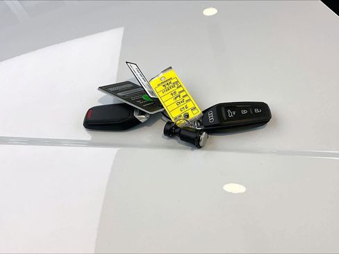 Certified 2025 Audi Q5 Premium Plus w/ Premium Plus image 14