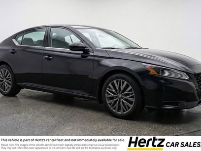 Used 2025 Nissan Altima 2.5 SV