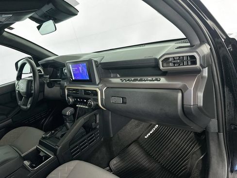 Certified 2026 Toyota Tacoma SR5 AWD/4WD image 28