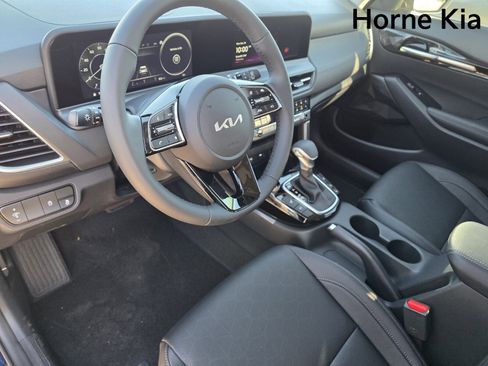 New 2026 Kia Seltos EX image 11