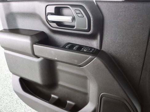 Used 2023 Chevrolet Silverado 2500 Custom w/ Custom Convenience Package image 24