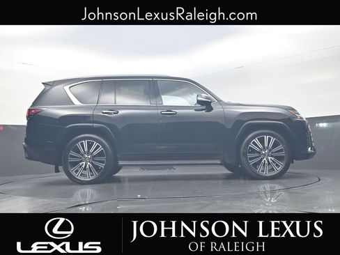 New 2026 Lexus LX 600 4WD w/ Accessory Package (2T) image 22