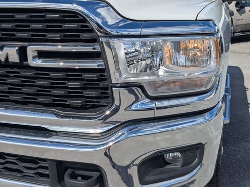 Used 2024 RAM 2500 Big Horn image 10