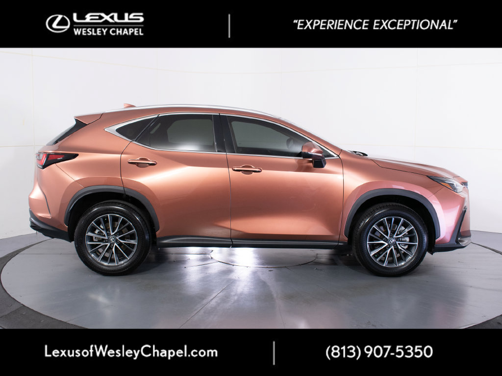Used 2025 Lexus NX 250 FWD w/ Accessory Package (2T) image 2