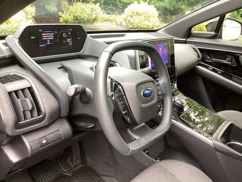 Used 2024 Subaru Solterra AWD/4WD image 11