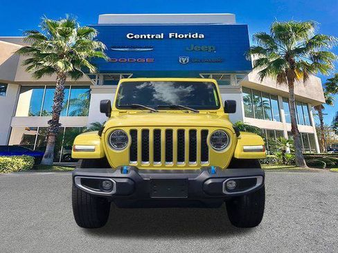 Certified 2022 Jeep Wrangler Unlimited Sahara w/ Cold Weather Group AWD/4WD image 3