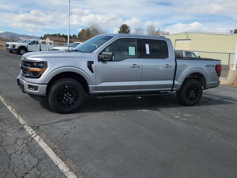 New 2026 Ford F150 XLT w/ Equipment Group 302A MID image 4