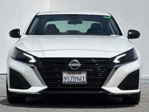 Certified 2024 Nissan Altima 2.5 S FWD image 9