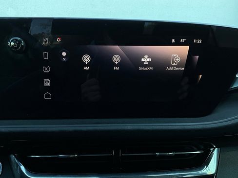 Used 2025 Buick Envista Sport Touring image 29